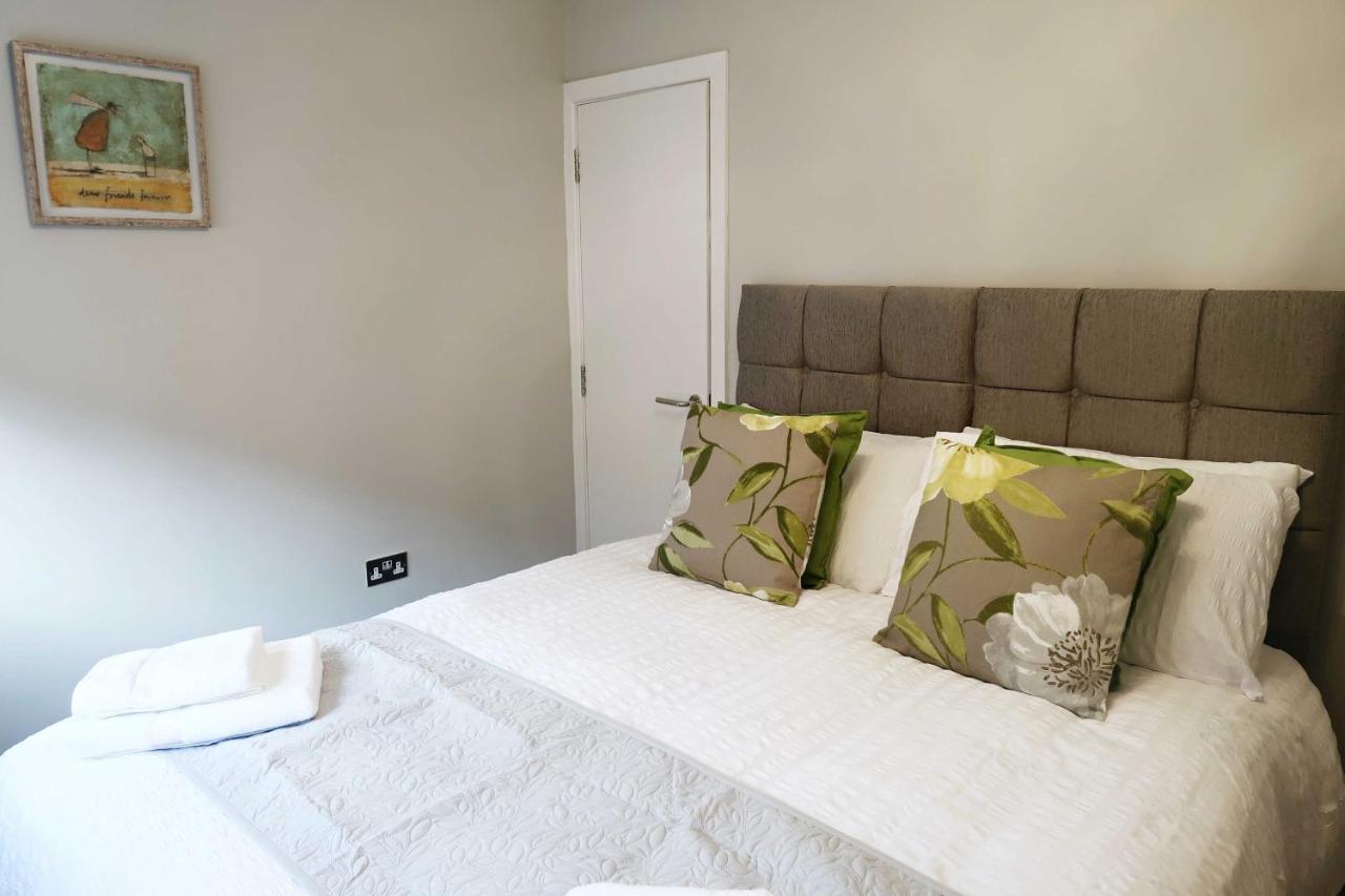 3 The Mews Montpellier Villa Cheltenham Eksteriør bilde